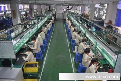 工廠批發(fā)三角型車載充電器保護(hù)功能有保險管用于電子產(chǎn)品